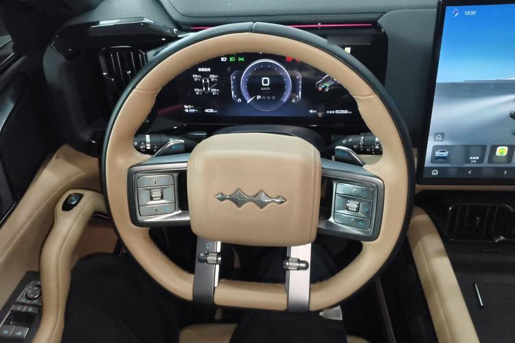 Used Formula Leopard 8 2025 Smart & Brave Flagship Edition 7 Seats Steering Wheel