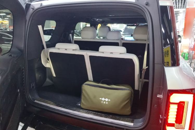 Used Formula Leopard 8 2025 Zhiyong Flagship Drone Edition 7 Seats Trunk