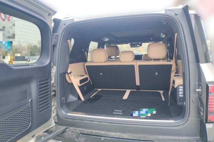 Used Formula Leopard 8 2025 Smart & Brave Flagship Edition 7 Seats Trunk