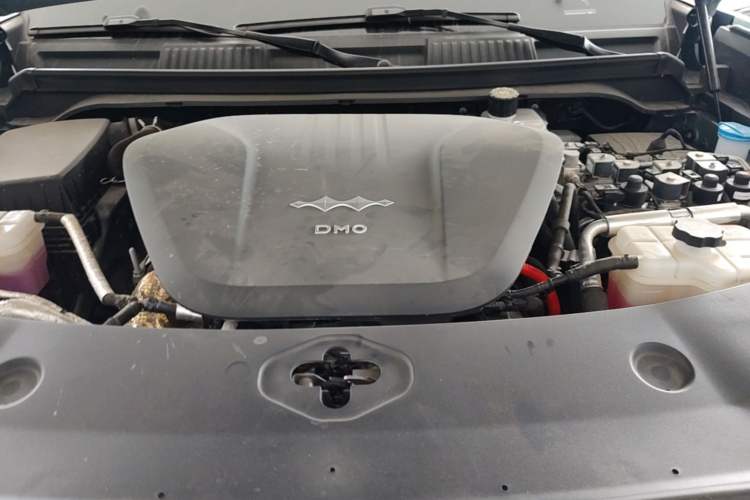 Used Formula Leopard 8 2025 Smart & Brave Flagship Edition 7 Seats Engine Bay