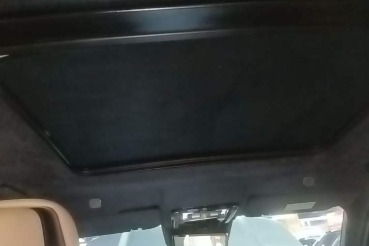 Used Formula Leopard 8 2025 Smart & Brave Flagship Edition 6 Seats Headliner