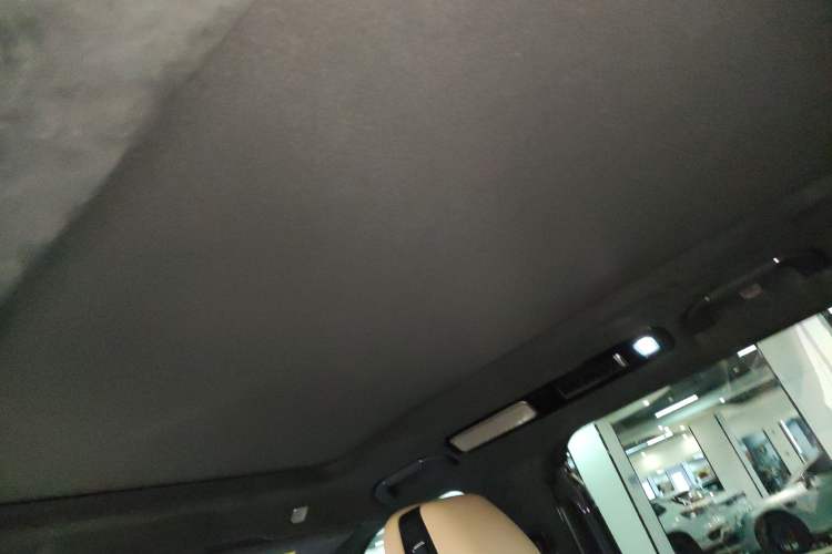 Used Formula Leopard 8 2025 Smart & Brave Flagship Edition 6 Seats Headliner