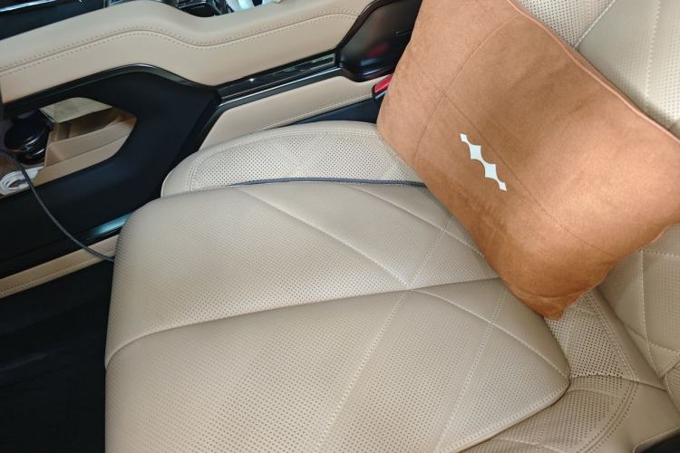 Used Formula Leopard 8 2025 Smart & Brave Flagship Edition 6 Seats Left Front Seat
