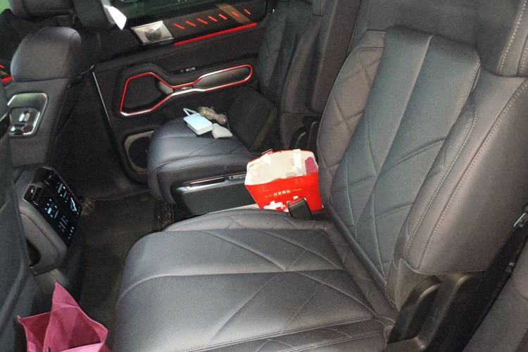 Used Formula Leopard 8 2025 Smart & Brave Flagship Edition 6 Seats Left Rear Seat