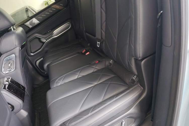 Used Formula Leopard 8 2025 Smart & Brave Flagship Edition 7 Seats Left Rear Seat