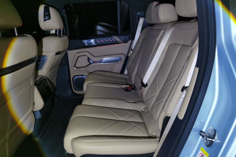 Used Formula Leopard 8 2025 Smart & Brave Flagship Edition 7 Seats Left Rear Seat