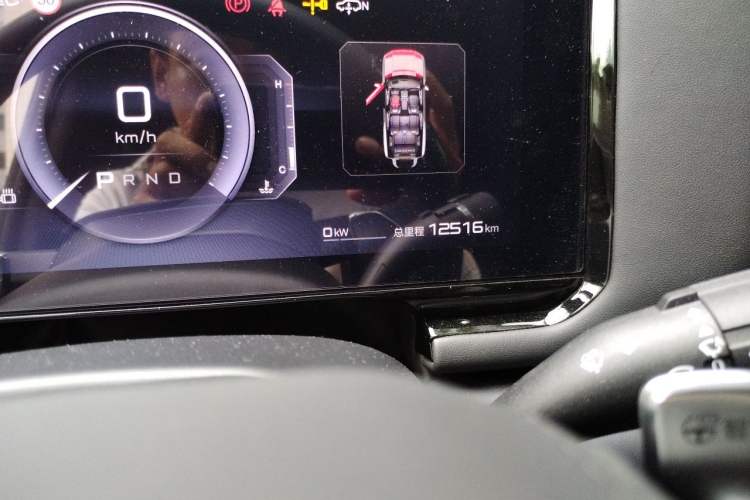 Used Formula Leopard 8 2025 Smart & Brave Flagship Edition 7 Seats Odometer Close Up