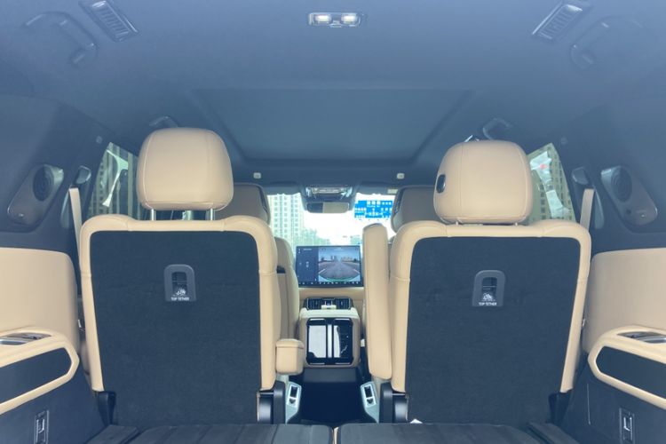 Used Formula Leopard 8 2025 Smart & Brave Luxury Edition 6 Seats Roof