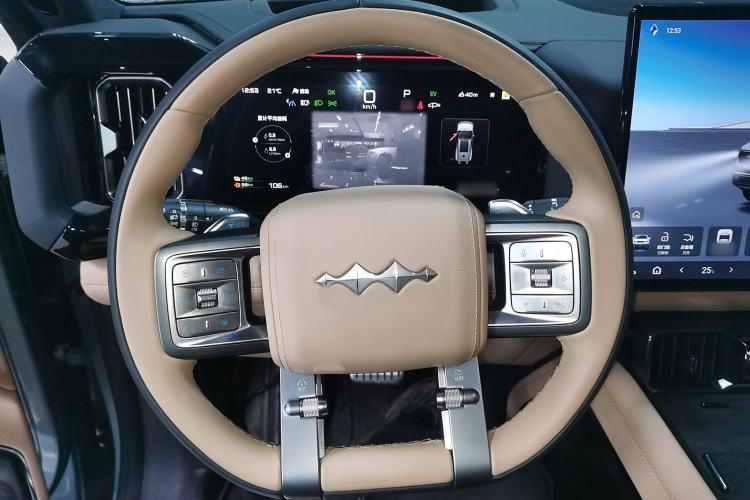Used Formula Leopard 8 2025 Smart & Brave Flagship Edition 7 Seats Steering Wheel