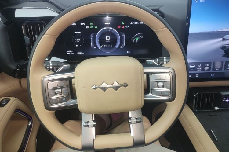 Used Formula Leopard 8 2025 Smart & Brave Flagship Edition 7 Seats Steering Wheel