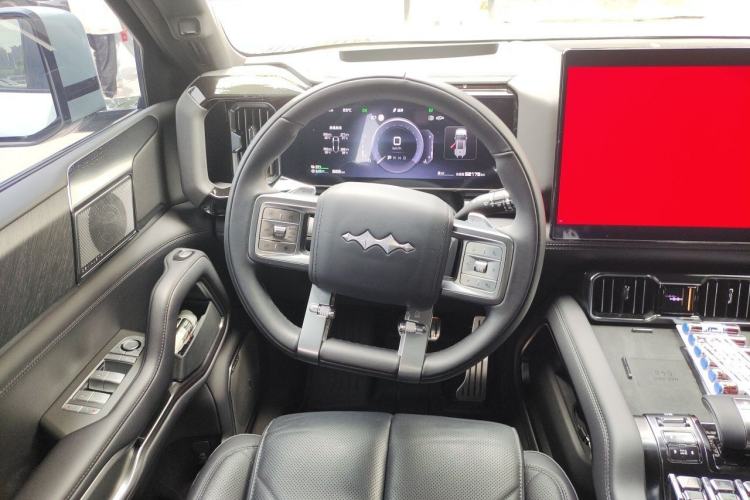 Used Formula Leopard 8 2025 Smart & Bold Luxury Version 7 Seats Steering Wheel