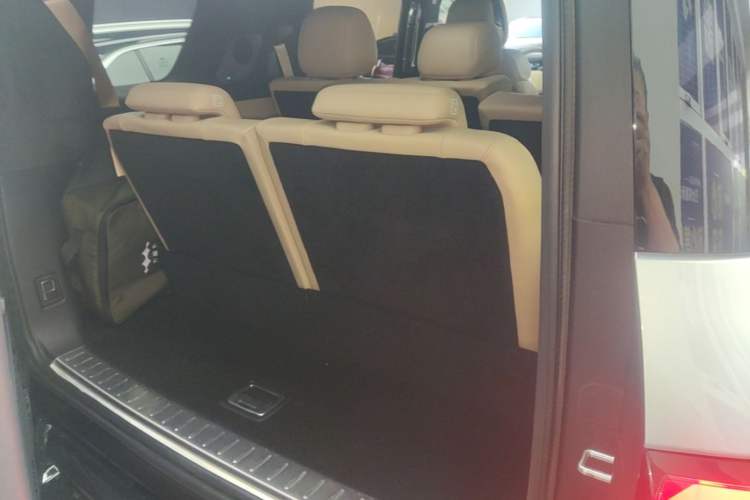 Used Formula Leopard 8 2025 Smart & Brave Flagship Edition 7 Seats Trunk