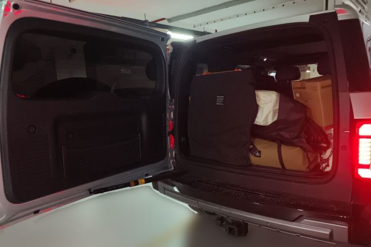 Used Formula Leopard 8 2025 Model Smart & Brave Flagship 5-Seater Trunk