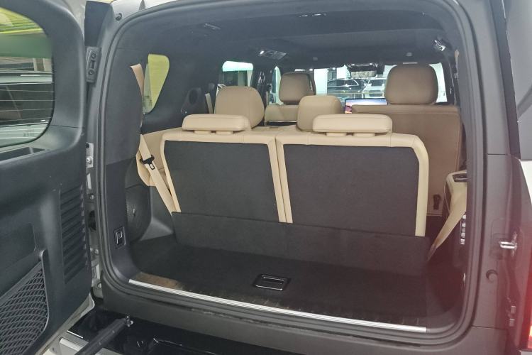 Used Formula Leopard 8 2025 Smart & Brave Flagship Edition 7 Seats Trunk