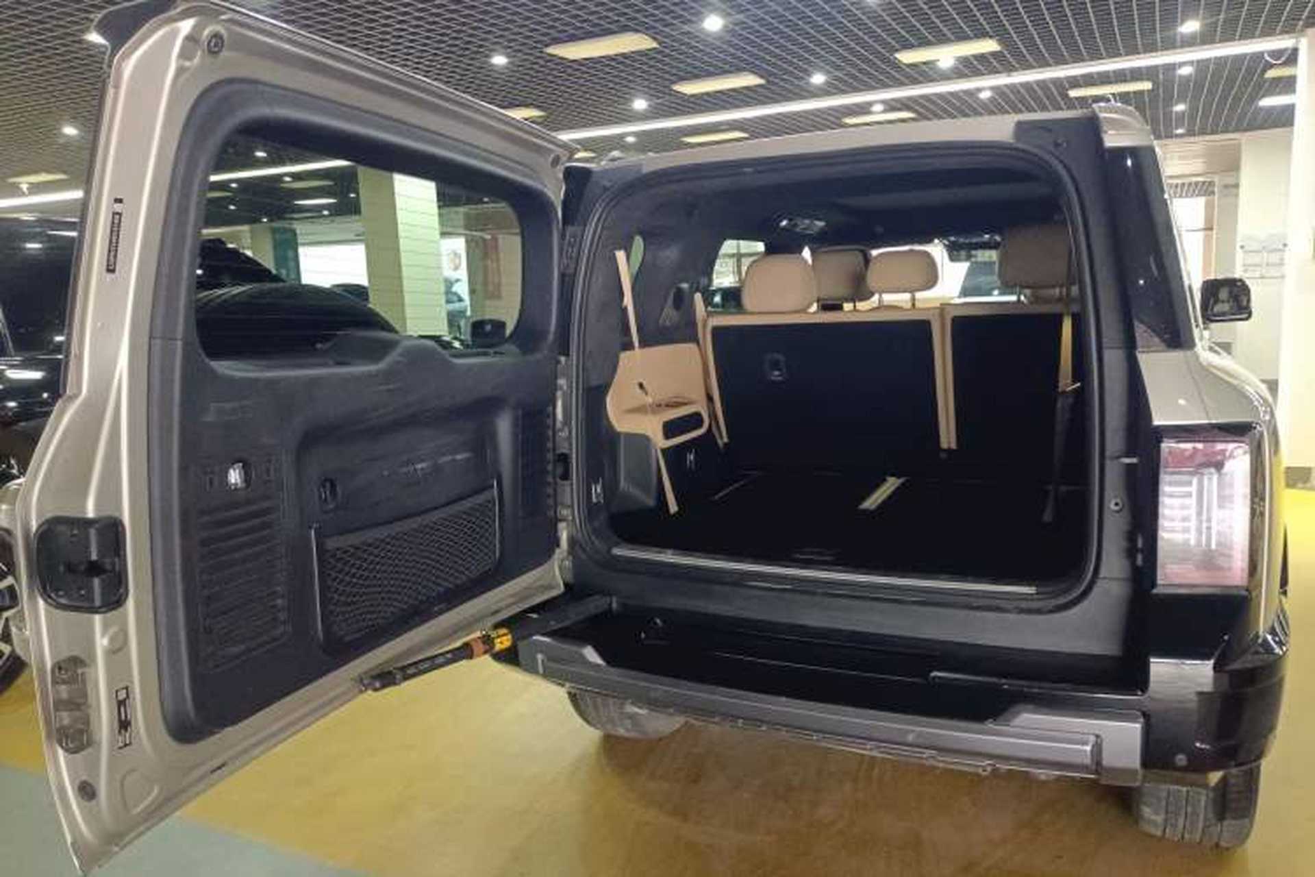 Used Formula Leopard 8 2025 Smart & Brave Flagship Edition 7 Seats Trunk