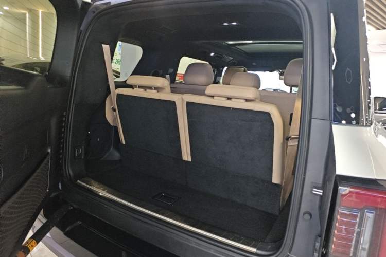 Used Formula Leopard 8 2025 Smart & Brave Flagship Edition 7 Seats Trunk