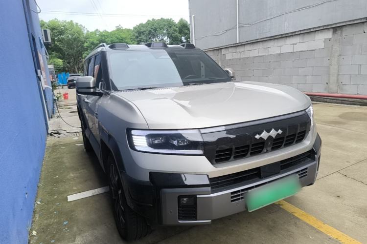 Used Formula Leopard 8 2025 Zhiyong Flagship Drone Edition 7 Seats Exterior 1