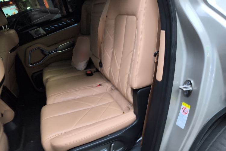 Used Formula Leopard 8 2025 Smart & Brave Flagship Edition 7 Seats Left Rear Seat