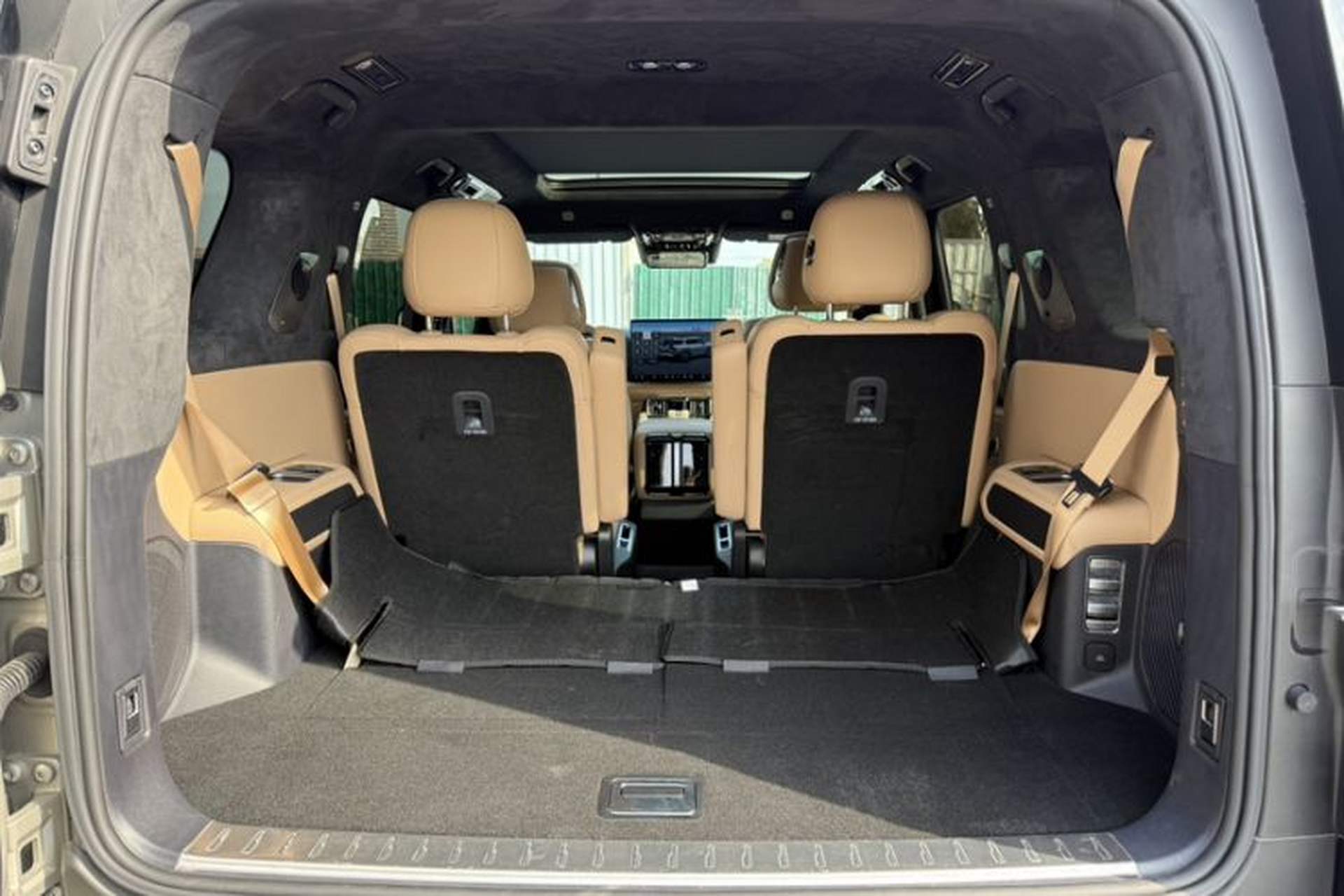 Used Formula Leopard 8 2025 Smart & Brave Flagship Edition 6 Seats Trunk