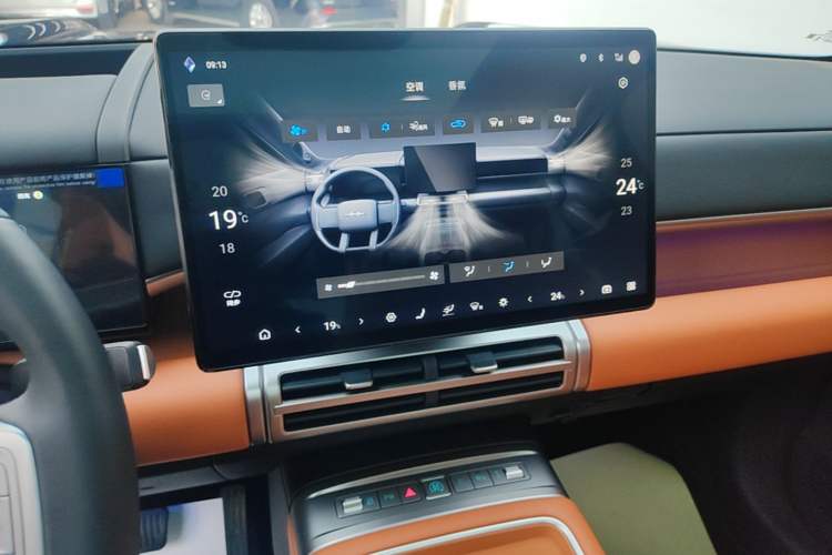 Used Formula Leopard Tai 7 2025 Model 190 km Four-Wheel Drive Ultra Edition Audio And AC Panel