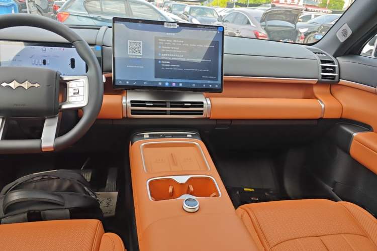 Used Formula Leopard Tai 7 2025 Model 200 km Two-Wheel Drive Max Edition Audio And AC Panel