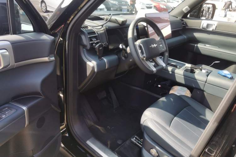 Used Formula Leopard Tai 7 2025 Model 200 km Two-Wheel Drive Max Edition Driver Seat