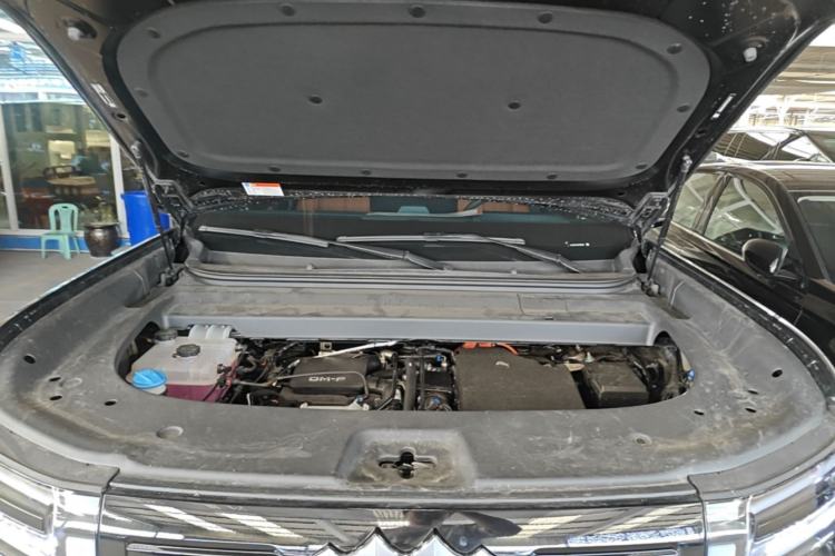 Used Formula Leopard Tai 7 2025 Model 190 km Four-Wheel Drive Ultra Edition Engine Bay