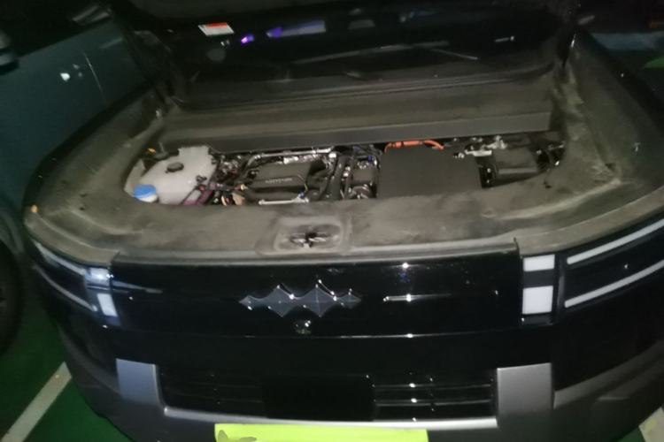 Used Formula Leopard Tai 7 2025 Model 190 km Four-Wheel Drive Ultra Edition Engine Bay