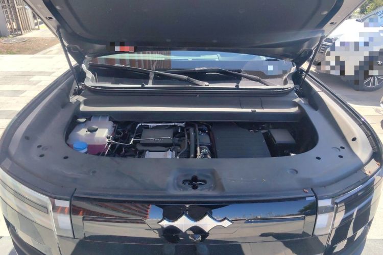 Used Formula Leopard Tai 7 2025 Model 200 km Two-Wheel Drive Max Edition Engine Bay
