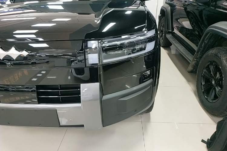 Used Formula Leopard Tai 7 2025 Model 190 km Four-Wheel Drive Ultra Edition Left Front Headlight