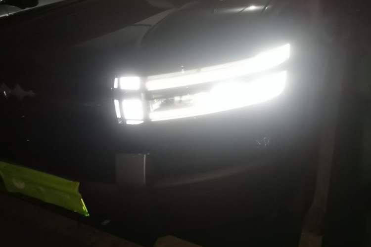 Used Formula Leopard Tai 7 2025 Model 190 km Four-Wheel Drive Ultra Edition Left Front Headlight