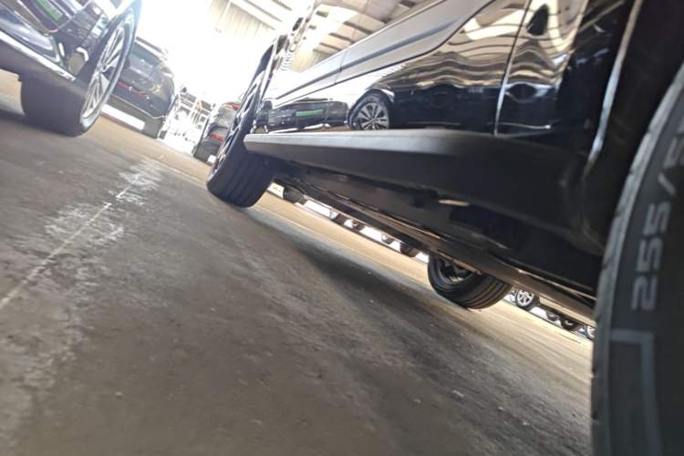 Used Formula Leopard Tai 7 2025 Model 190 km Four-Wheel Drive Ultra Edition Left Side Sill