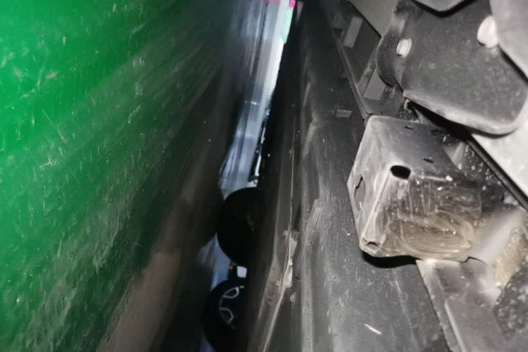 Used Formula Leopard Tai 7 2025 Model 190 km Four-Wheel Drive Ultra Edition Left Side Sill