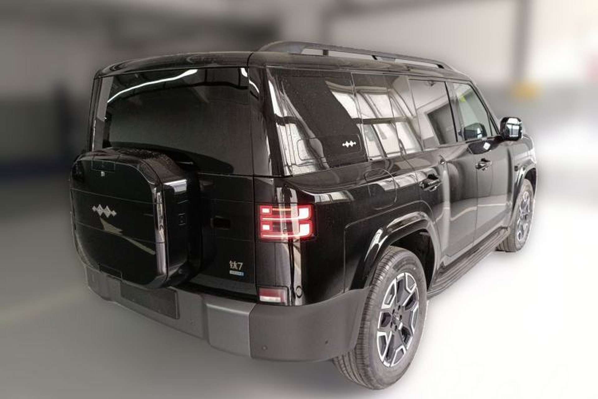 Used Formula Leopard Tai 7 2025 Model 200 km Two-Wheel Drive Max Edition Rear Right 45 Deg
