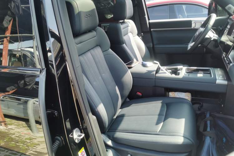 Used Formula Leopard Tai 7 2025 Model 200 km Two-Wheel Drive Max Edition Right Front Seat