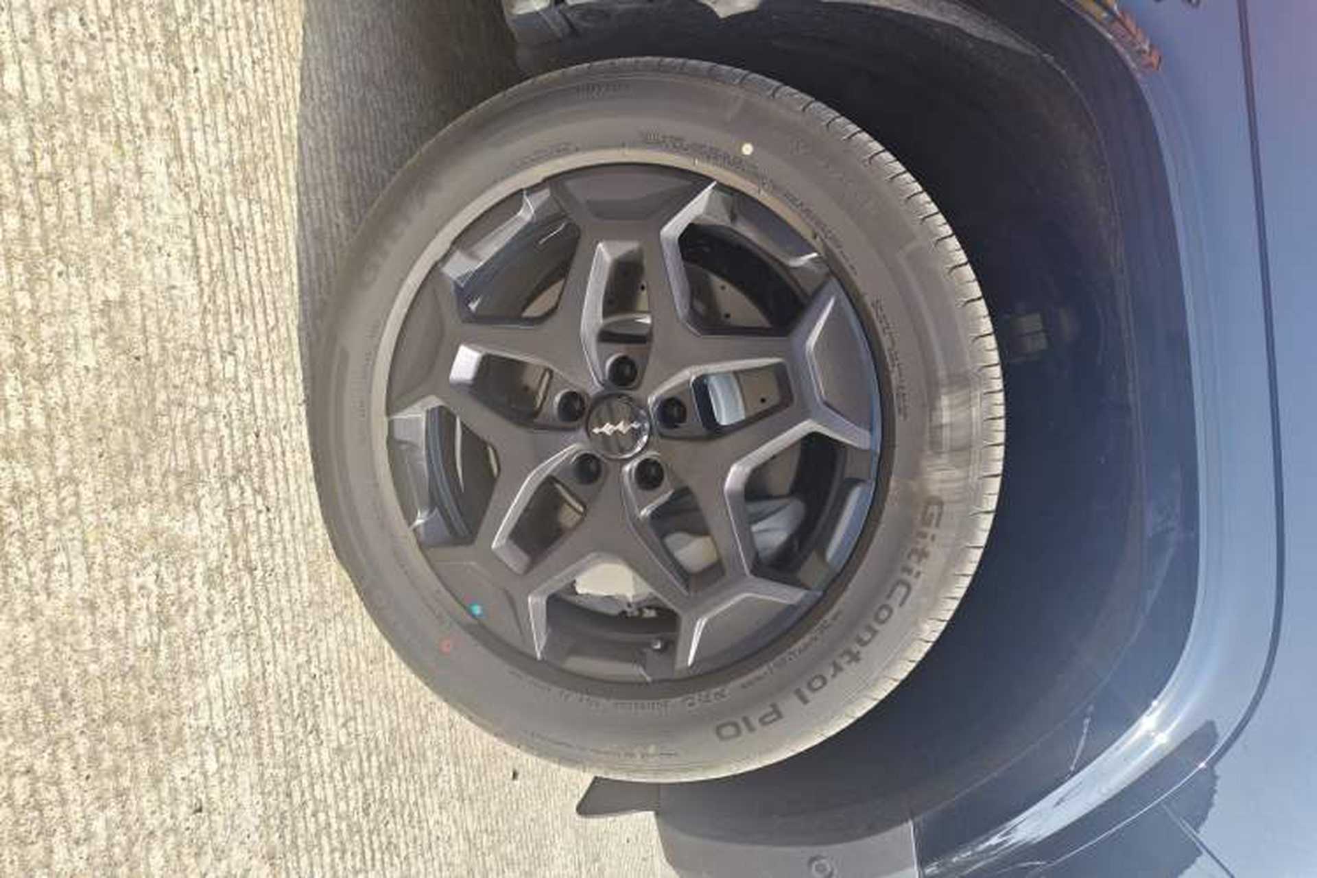 Used Formula Leopard Tai 7 2025 Model 190 km Four-Wheel Drive Ultra Edition Right Front Wheel Hub