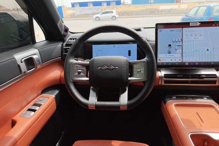 Used Formula Leopard Tai 7 2025 Model 190 km Four-Wheel Drive Ultra Edition Steering Wheel