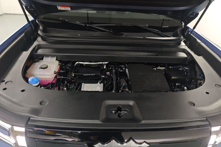 Used Formula Leopard Tai 7 2025 Model 190 km Four-Wheel Drive Ultra Edition Engine Bay