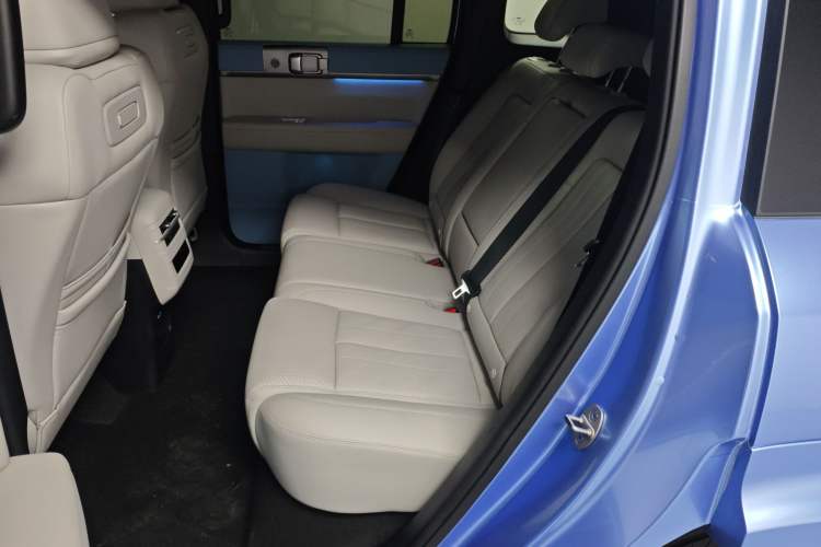 Used Formula Leopard Tai 7 2025 Model 190 km Four-Wheel Drive Ultra Edition Interior 4