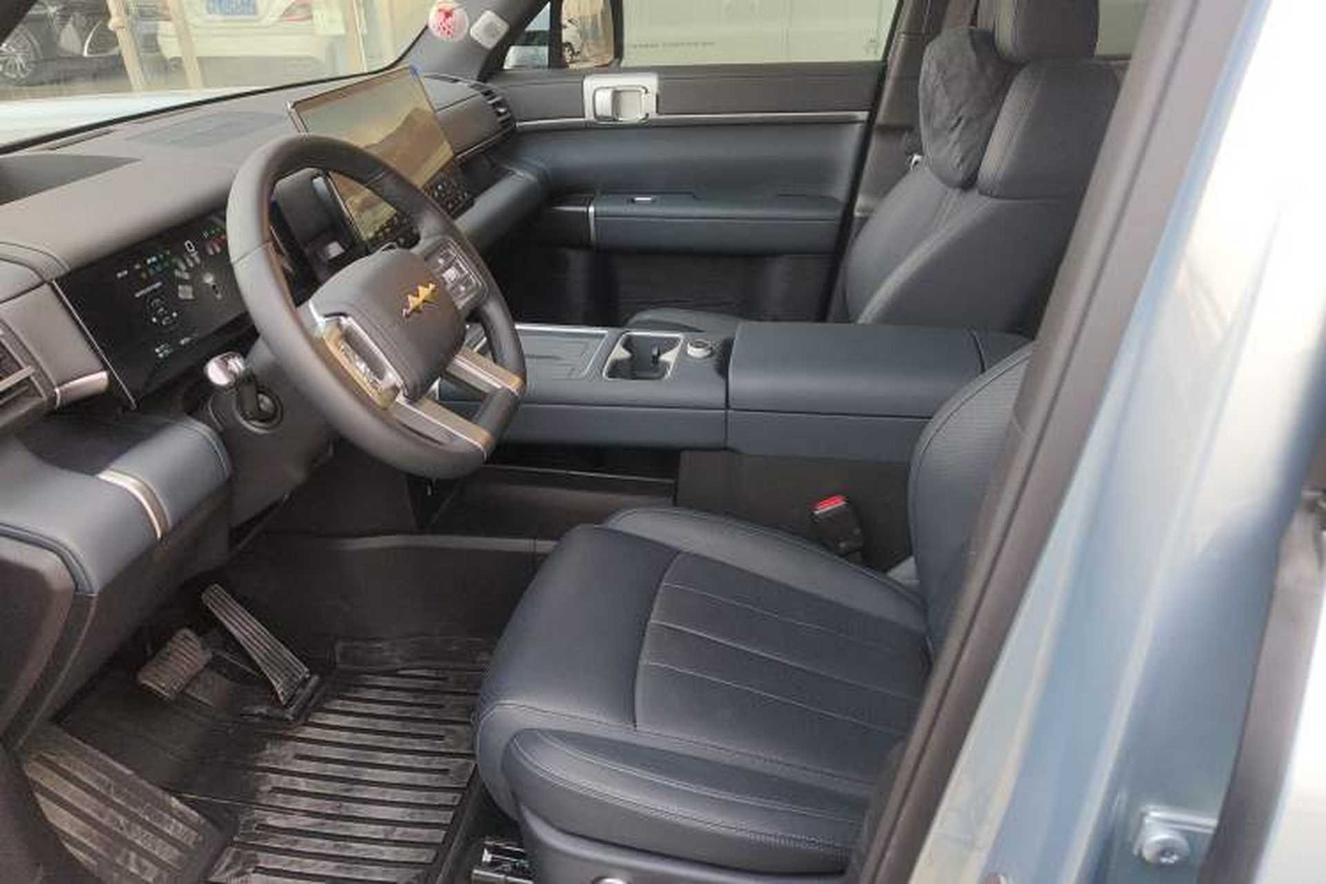 Used Formula Leopard Tai 7 2025 Model 200 km Two-Wheel Drive Max Edition Left Front Seat