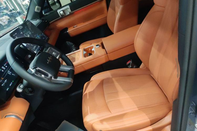 Used Formula Leopard Tai 7 2025 Model 190 km Four-Wheel Drive Ultra Edition Left Front Seat