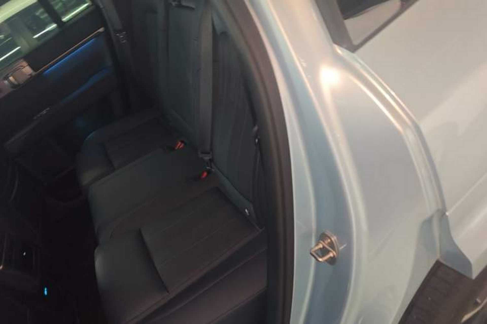Used Formula Leopard Tai 7 2025 Model 200 km Two-Wheel Drive Max Edition Left Rear Seat