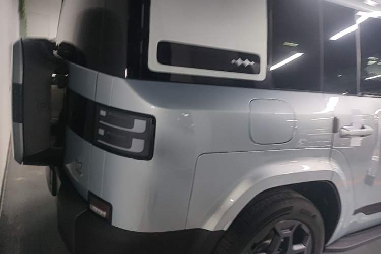 Used Formula Leopard Tai 7 2025 Model 190 km Four-Wheel Drive Ultra Edition Right Rear Taillight