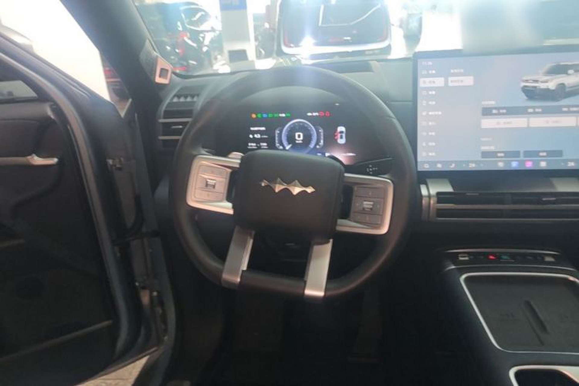 Used Formula Leopard Tai 7 2025 Model 200 km Two-Wheel Drive Max Edition Steering Wheel