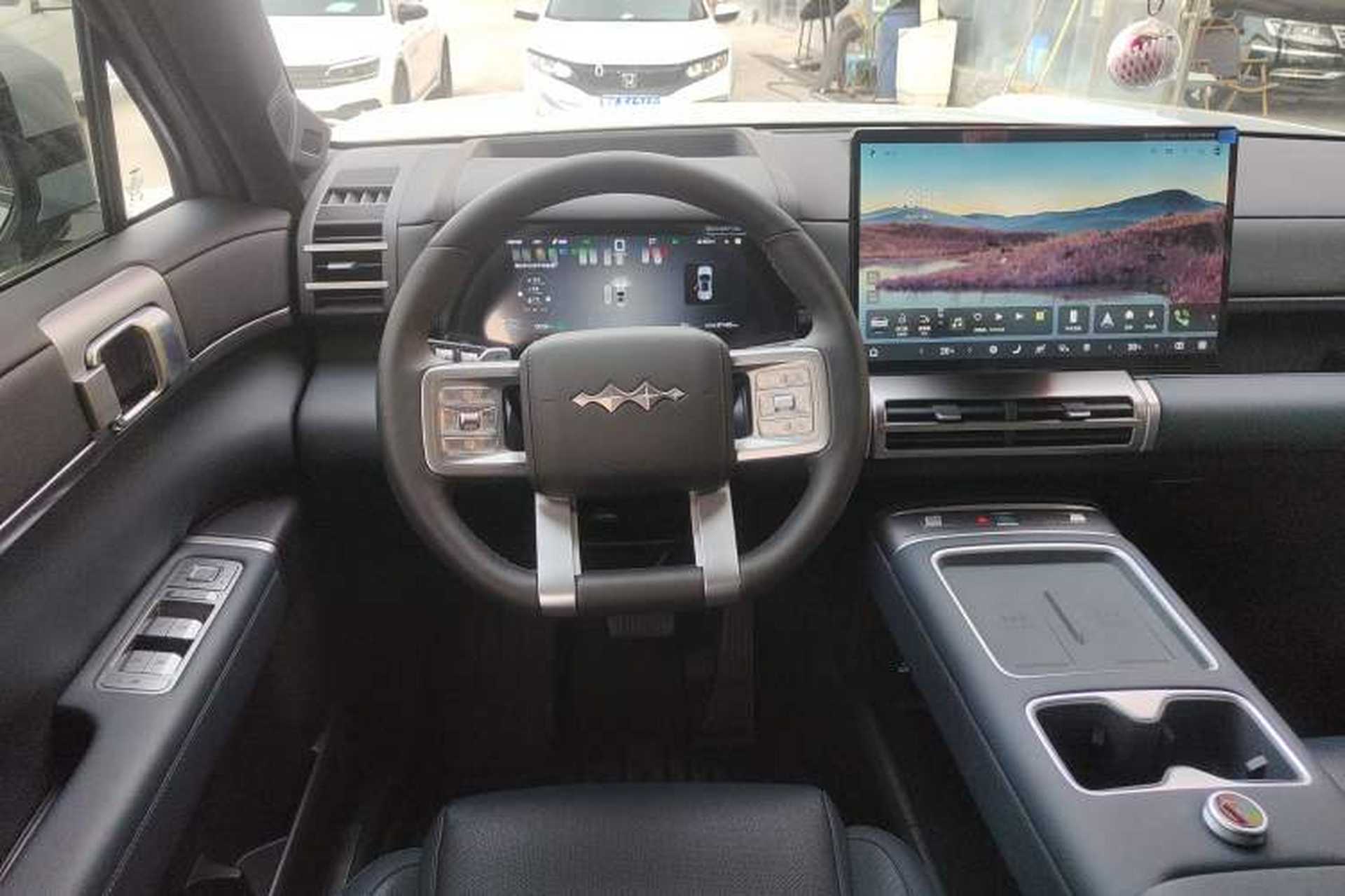Used Formula Leopard Tai 7 2025 Model 200 km Two-Wheel Drive Max Edition Steering Wheel