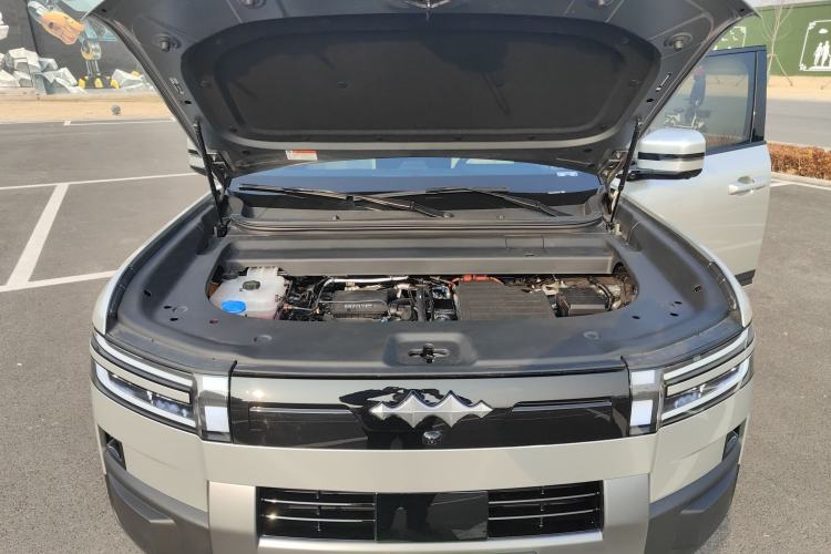 Used Formula Leopard Tai 7 2025 Model 190 km Four-Wheel Drive Ultra Edition Engine Bay