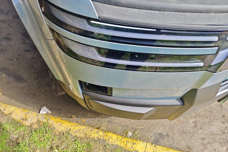 Used Formula Leopard Tai 7 2025 Model 190 km Four-Wheel Drive Ultra Edition Right Front Headlight