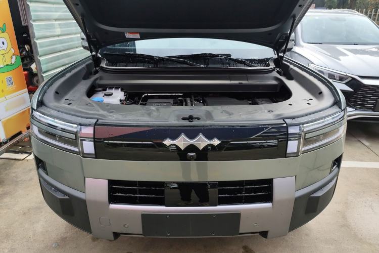 Used Formula Leopard Tai 7 2025 Model 190 km Four-Wheel Drive Ultra Edition Engine Bay