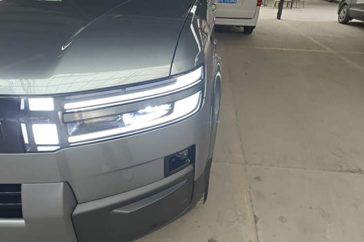 Used Formula Leopard Tai 7 2025 Model 190 km Four-Wheel Drive Max Edition Left Front Headlight