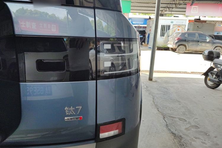 Used Formula Leopard Tai 7 2025 Model 190 km Four-Wheel Drive Ultra Edition Right Rear Taillight